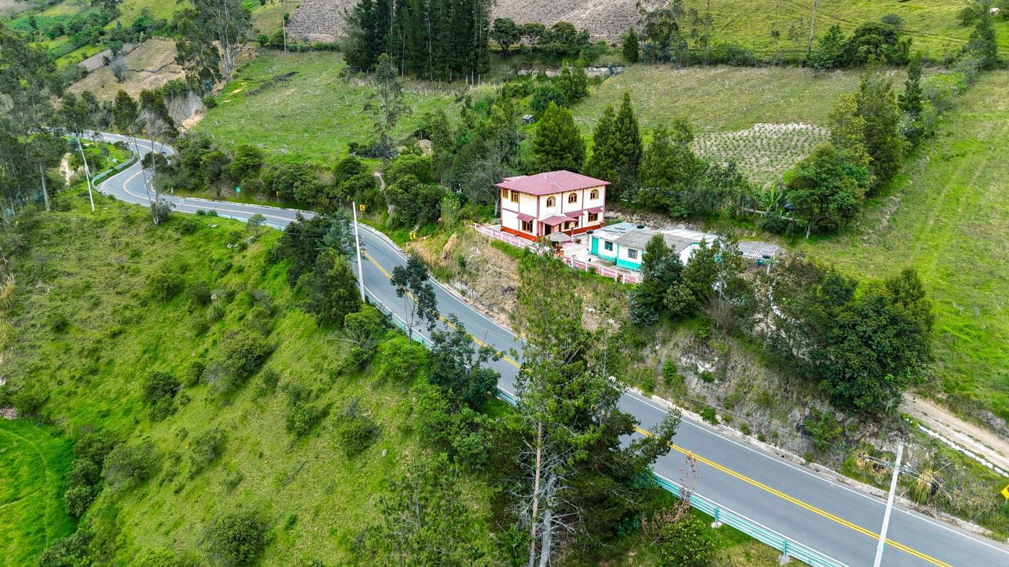 Hostal El Inca Chugchilán 외부 사진